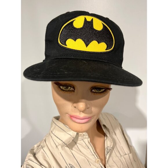 Batman Youth OSFM Black Snapback Hat DC Comics Robin Gotham City Joker - Picture 1 of 6